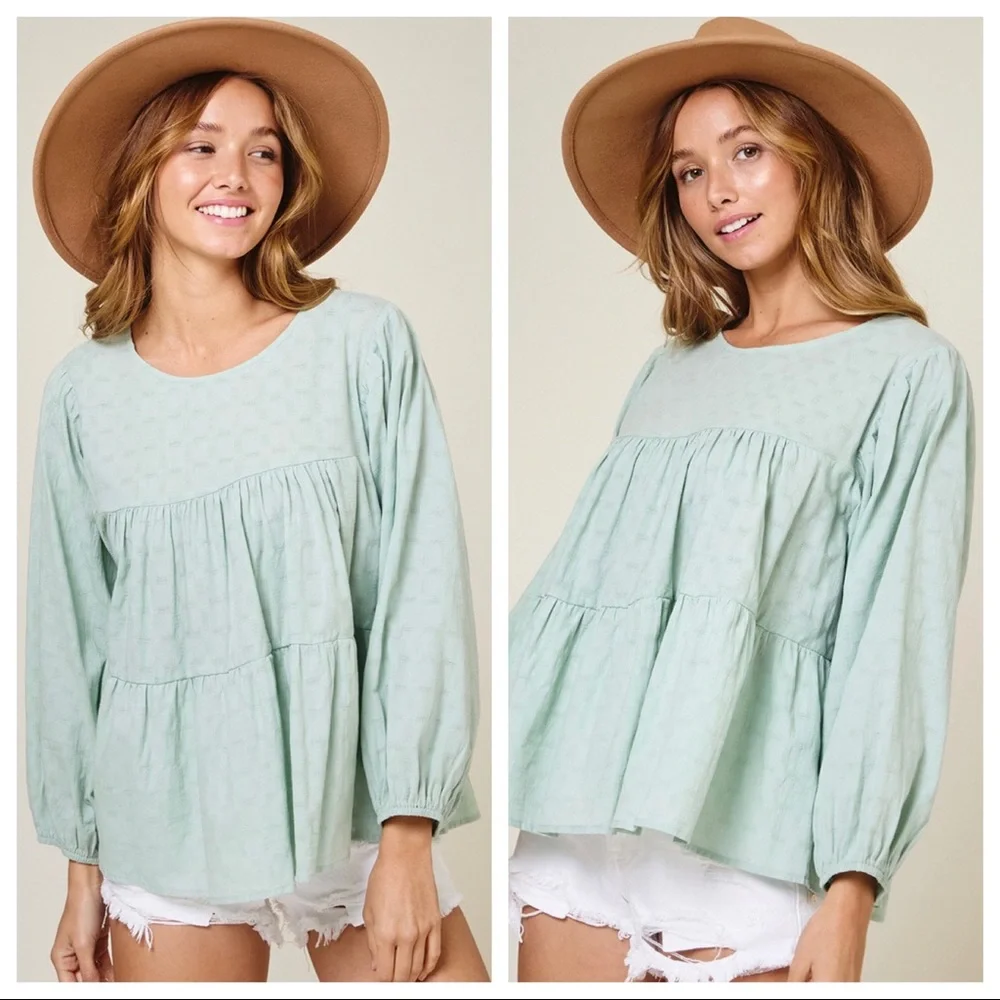 Fabulous Hottest Color for 2022 Tunic Length BabyDoll Top - Picture 2 of 4